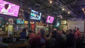 Sidelines Sports Bar & Grill – Brunswick, OH — Sports bars in Cleveland