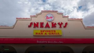 Sneaky’s Sports Bar & Grill — Sports bars in St. Petersburg