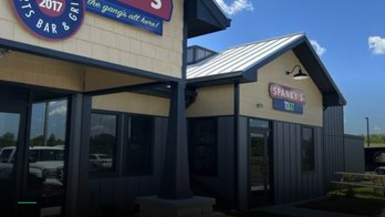 Spanky's Sports Bar & Grill - Sports Bars in Milwaukee