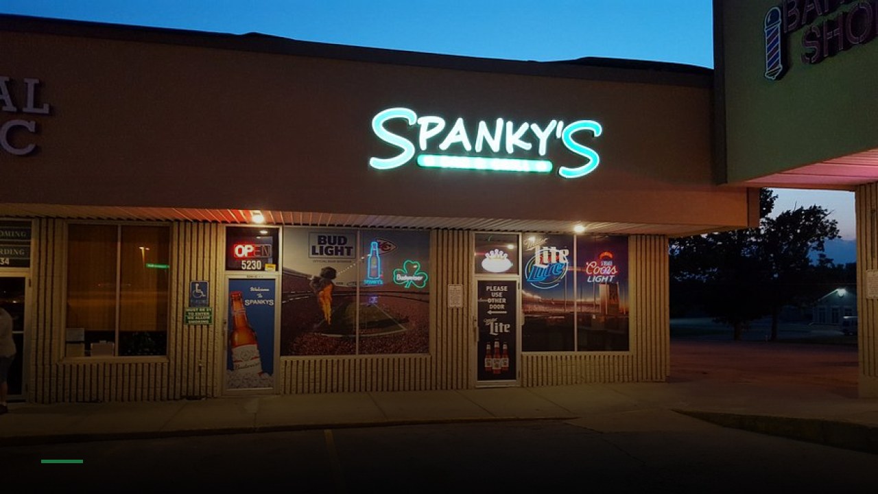 Spankys Sports Bar - Sports Bars in Kansas City