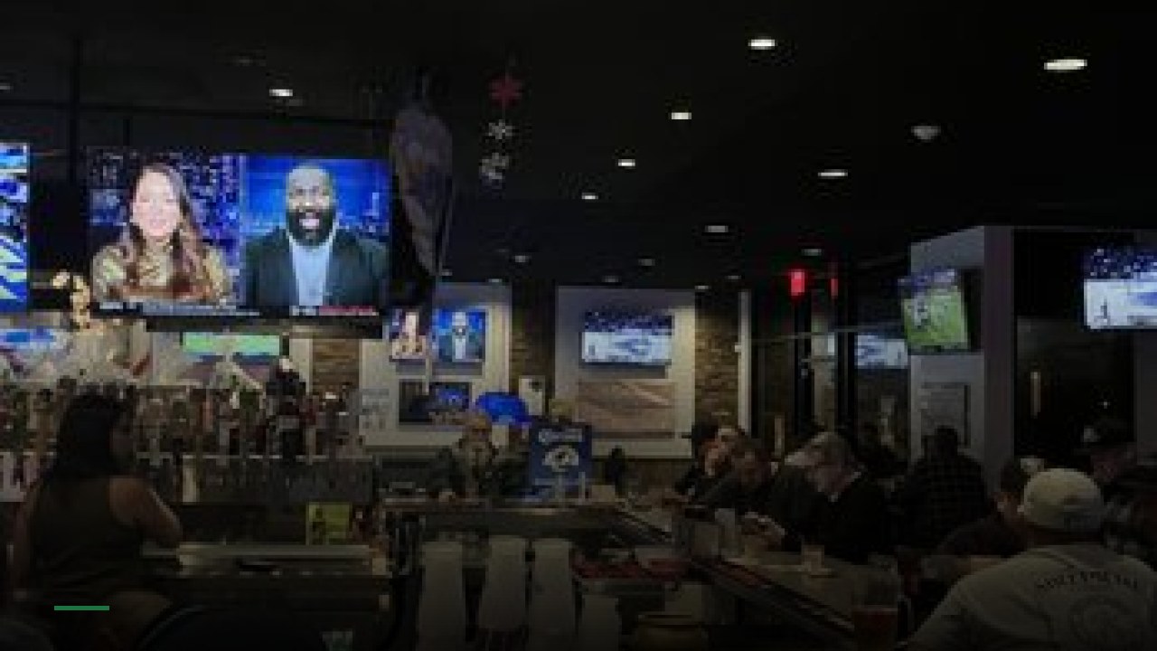 Spectators Sports Bar - Sports Bars in Riverside