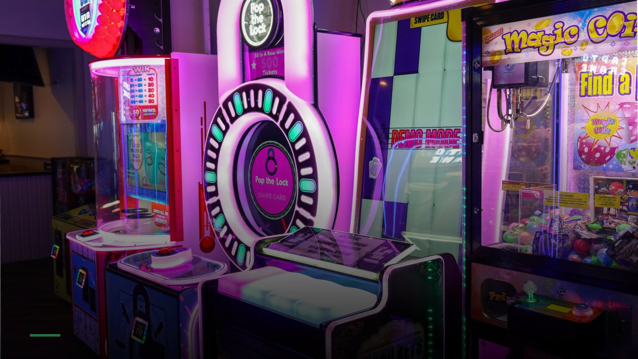 Sports Page Bar & Grill - Sports Bars in Des Moines