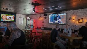 Sportscasters Bar & Grill — Sports bars in St. Petersburg
