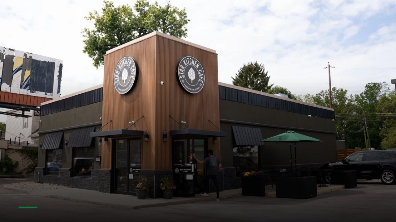 Star Kitchen Cafe - Sports Bars in Columbus