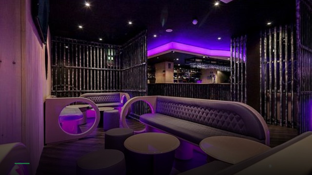 Station31 Indian and Indo-Chinese Restaurant and Sports Bar - Sports Bars in Luton