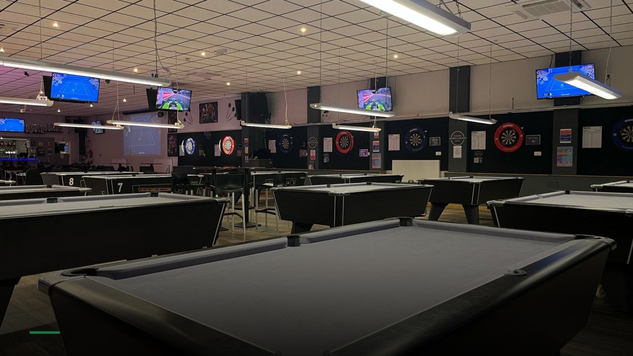 Supreme Sports Lounge - Sports Bars in Bristol