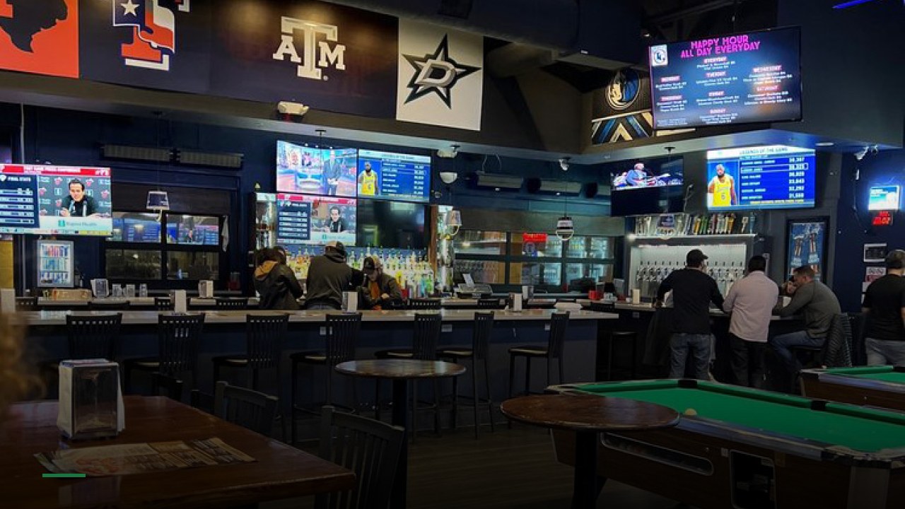 Tailgaters Sports Bar, Game bar & Grill - Lake Highlands - Sports Bars in Dallas