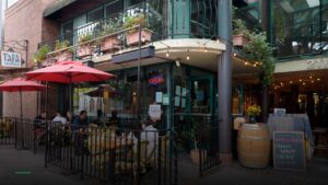 Tapa the World — Sports bars in Sacramento