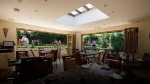 The Black Horse Eastcote — Pubs in Luton