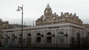 The Booking Office – JD Wetherspoon — Pubs in Edinburgh