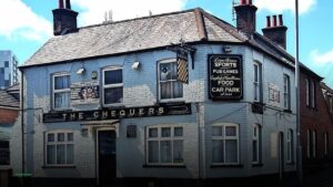 The Chequers — Pubs in Luton