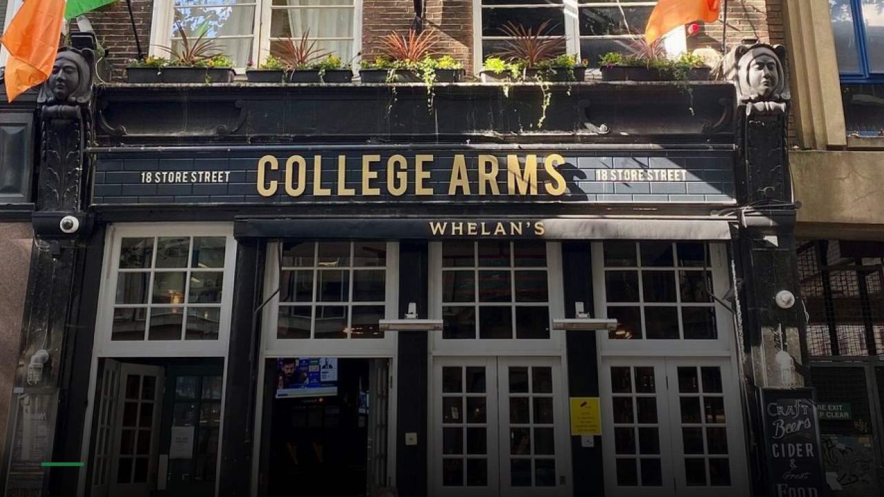 The College Arms - Sports Bars in London