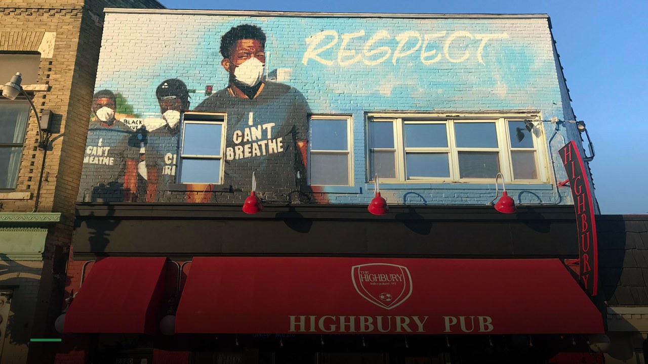 The Highbury Pub - Sports Bars in Milwaukee