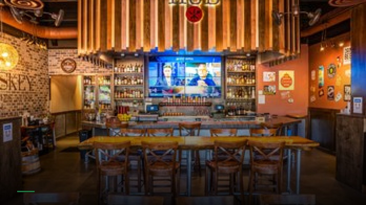 The Hub Eats & Drinks - Sports Bars in Sacramento