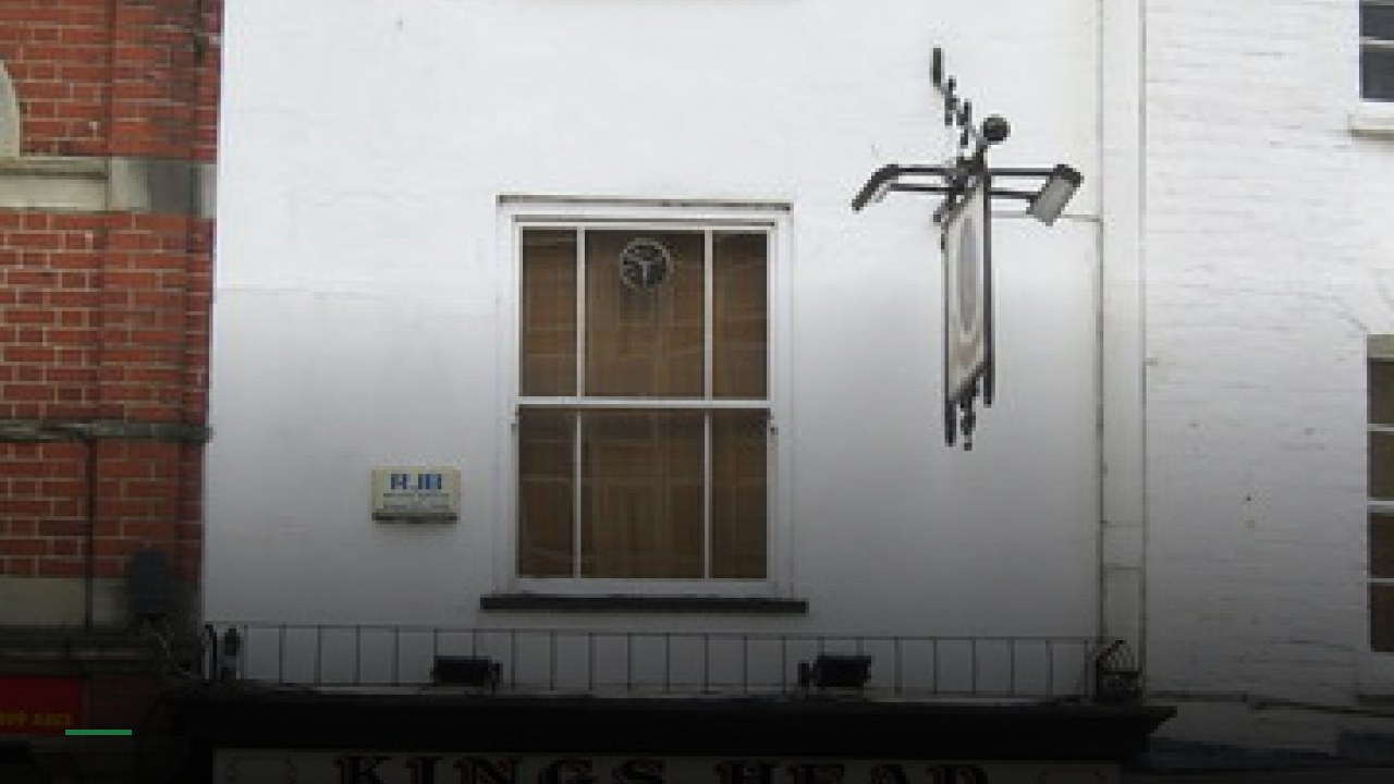 The Kings Head - Sports Bars in Bristol