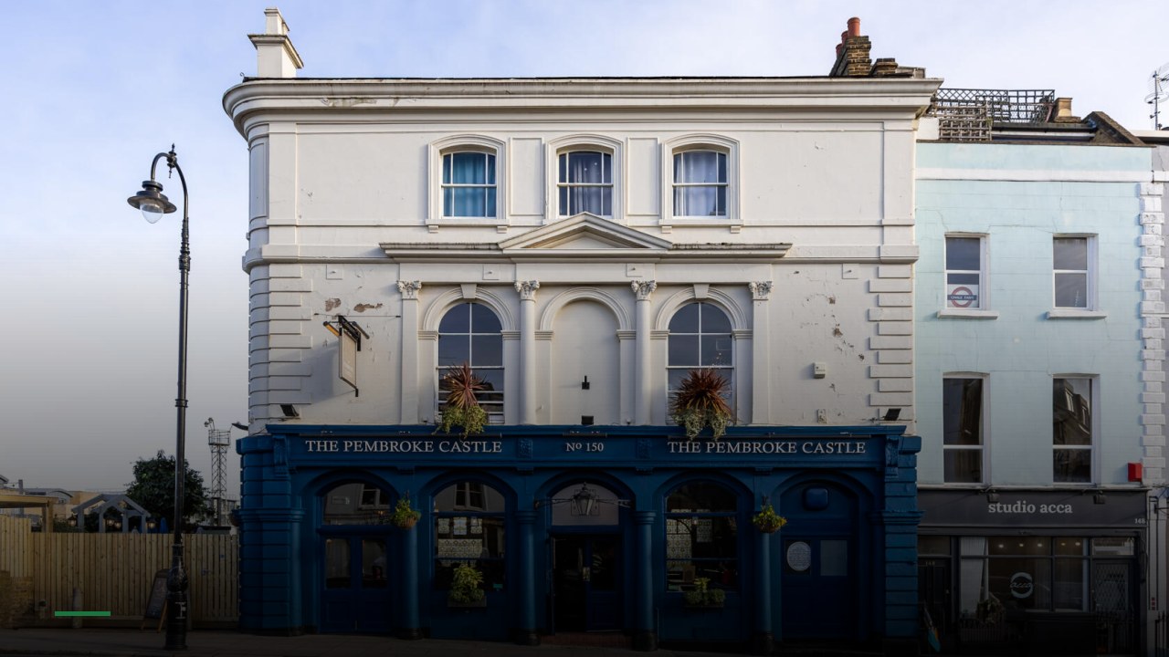 The Pembroke Castle - Sports Bars in London