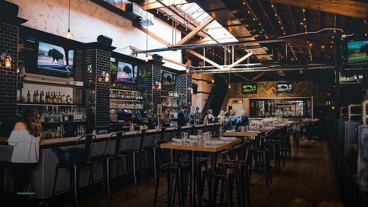 The River Kitchen and Bar - Sports Bars in Chicago