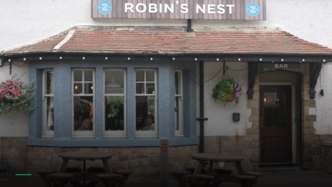 The Robin's Nest - Sports Bars in Edinburgh