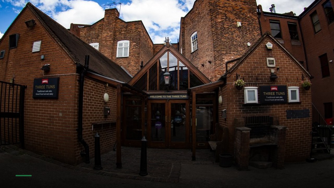 The Three Tuns - Sports Bars in Birmingham