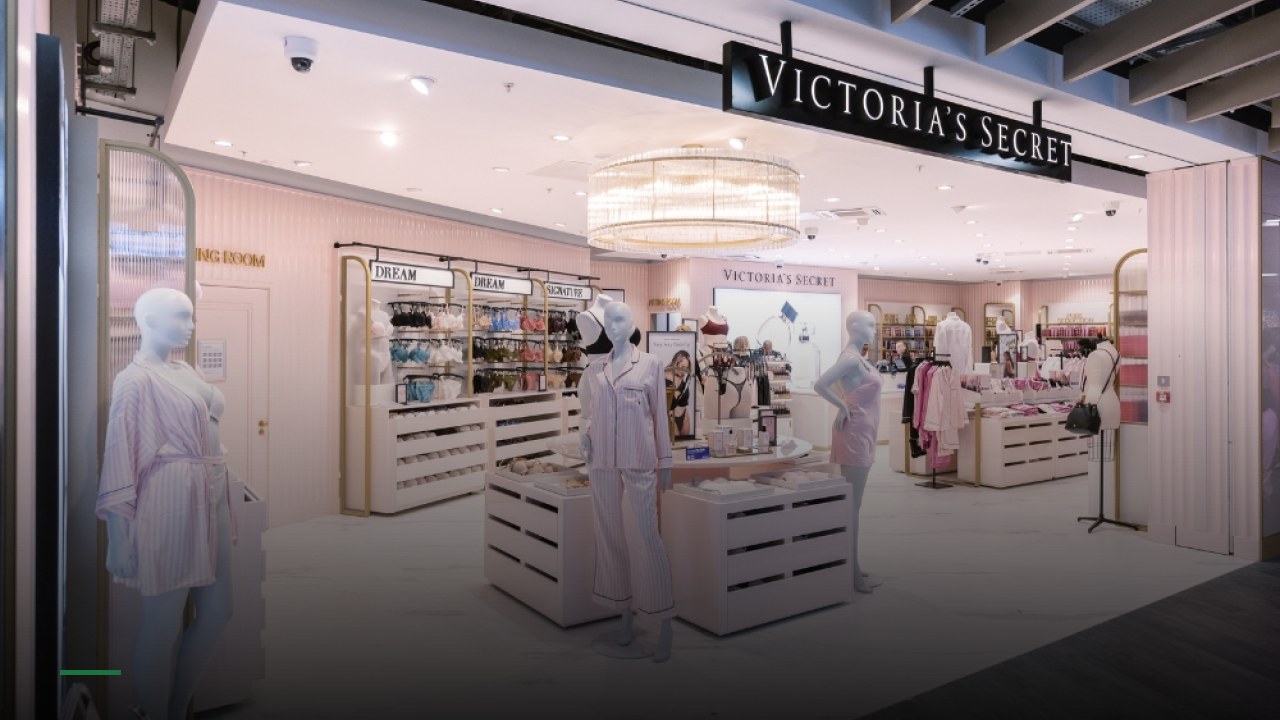 The Victoria - Sports Bars in Luton