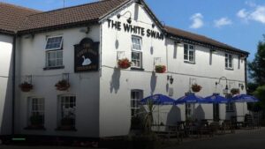 The White Swan — Pubs in Luton