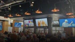 Watch MLB at Tom's Watch Bar - Cincinnati in Cincinnati