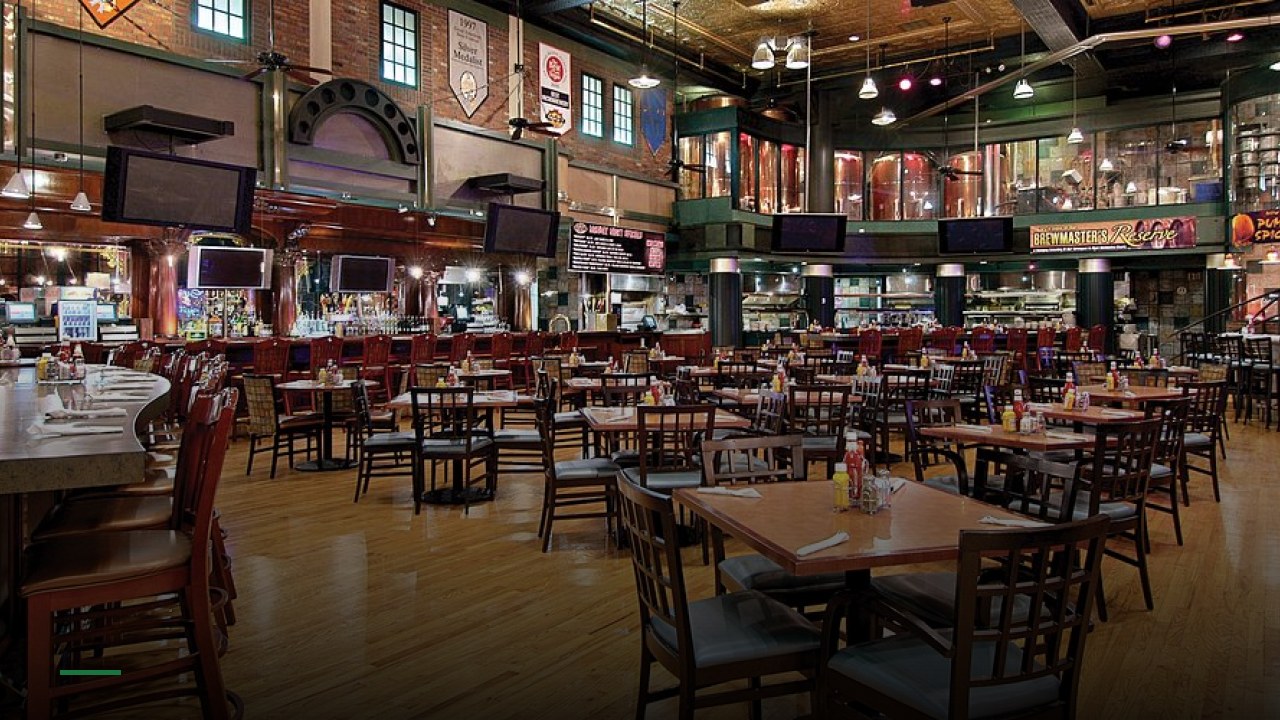 Triple 7 Restaurant and Microbrewery - Sports Bars in Las Vegas