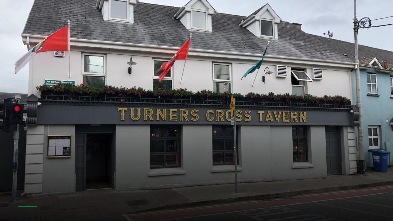 Turners Cross Tavern - Sports Bars in Cork