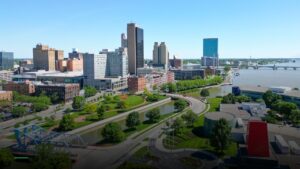 Uptown-Downtown — Sports bars in Toledo