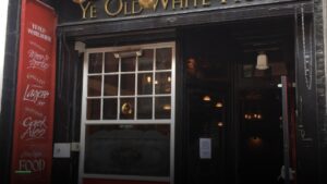 Ye Old White Horse — Pubs in London