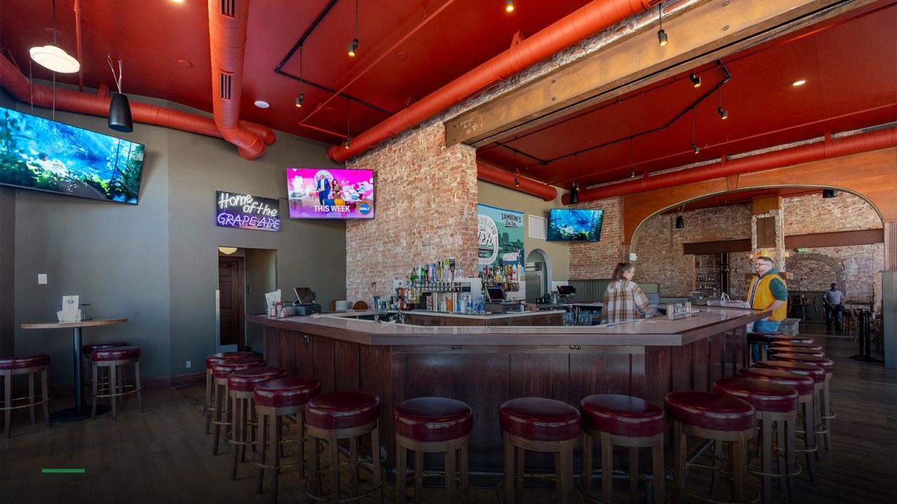 Zamboni’s on 7th Restaurant and Bar - Sports Bars in Minneapolis